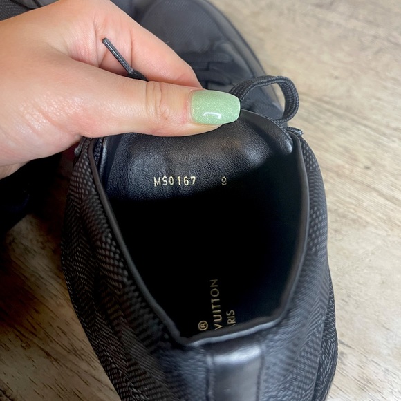 Louis Vuitton Men’s Black Graphite Damier Ebne High Tops - Picture 4 of 11